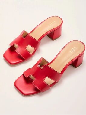 VICI Red Block-Heel Slide Sandals : NEW IN BOX!